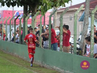 
<a style='margin-left: 5px;' class='btn btn-xs btn-social btn-facebook' href='https://www.facebook.com/sharer/sharer.php?u=https://www.boladovale.com.br/imgs/800-800-90/conteudo/fotos/1574/img8315.jpg' rel='popup' data-width='500' data-height='400'><i class='fa fa-facebook'></i>Compartilhar <span class='hidden-xs'>no Facebook</span>
</a> 
<a class='btn btn-default btn-xs' target='_blank' href='imgs/800-800-90/conteudo/fotos/1574/img8315.jpg'>
<span class='glyphicon glyphicon-cloud-download'></span> Salvar
</a> 
<span></span>