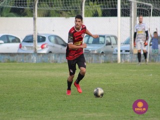 
<a style='margin-left: 5px;' class='btn btn-xs btn-social btn-facebook' href='https://www.facebook.com/sharer/sharer.php?u=https://www.boladovale.com.br/imgs/800-800-90/conteudo/fotos/1575/img8370.jpg' rel='popup' data-width='500' data-height='400'><i class='fa fa-facebook'></i>Compartilhar <span class='hidden-xs'>no Facebook</span>
</a> 
<a class='btn btn-default btn-xs' target='_blank' href='imgs/800-800-90/conteudo/fotos/1575/img8370.jpg'>
<span class='glyphicon glyphicon-cloud-download'></span> Salvar
</a> 
<span></span>