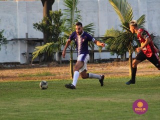
<a style='margin-left: 5px;' class='btn btn-xs btn-social btn-facebook' href='https://www.facebook.com/sharer/sharer.php?u=https://www.boladovale.com.br/imgs/800-800-90/conteudo/fotos/1575/img8415.jpg' rel='popup' data-width='500' data-height='400'><i class='fa fa-facebook'></i>Compartilhar <span class='hidden-xs'>no Facebook</span>
</a> 
<a class='btn btn-default btn-xs' target='_blank' href='imgs/800-800-90/conteudo/fotos/1575/img8415.jpg'>
<span class='glyphicon glyphicon-cloud-download'></span> Salvar
</a> 
<span></span>