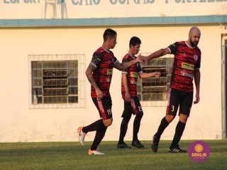 
<a style='margin-left: 5px;' class='btn btn-xs btn-social btn-facebook' href='https://www.facebook.com/sharer/sharer.php?u=https://www.boladovale.com.br/imgs/800-800-90/conteudo/fotos/1575/img8425.jpg' rel='popup' data-width='500' data-height='400'><i class='fa fa-facebook'></i>Compartilhar <span class='hidden-xs'>no Facebook</span>
</a> 
<a class='btn btn-default btn-xs' target='_blank' href='imgs/800-800-90/conteudo/fotos/1575/img8425.jpg'>
<span class='glyphicon glyphicon-cloud-download'></span> Salvar
</a> 
<span></span>