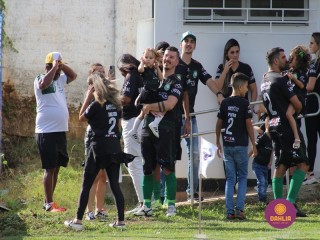 
<a style='margin-left: 5px;' class='btn btn-xs btn-social btn-facebook' href='https://www.facebook.com/sharer/sharer.php?u=https://www.boladovale.com.br/imgs/800-800-90/conteudo/fotos/1576/img4094.jpg' rel='popup' data-width='500' data-height='400'><i class='fa fa-facebook'></i>Compartilhar <span class='hidden-xs'>no Facebook</span>
</a> 
<a class='btn btn-default btn-xs' target='_blank' href='imgs/800-800-90/conteudo/fotos/1576/img4094.jpg'>
<span class='glyphicon glyphicon-cloud-download'></span> Salvar
</a> 
<span></span>