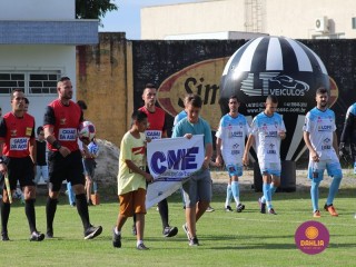 
<a style='margin-left: 5px;' class='btn btn-xs btn-social btn-facebook' href='https://www.facebook.com/sharer/sharer.php?u=https://www.boladovale.com.br/imgs/800-800-90/conteudo/fotos/1576/img4104.jpg' rel='popup' data-width='500' data-height='400'><i class='fa fa-facebook'></i>Compartilhar <span class='hidden-xs'>no Facebook</span>
</a> 
<a class='btn btn-default btn-xs' target='_blank' href='imgs/800-800-90/conteudo/fotos/1576/img4104.jpg'>
<span class='glyphicon glyphicon-cloud-download'></span> Salvar
</a> 
<span></span>