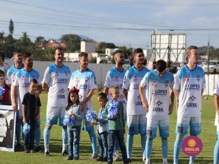 
<a style='margin-left: 5px;' class='btn btn-xs btn-social btn-facebook' href='https://www.facebook.com/sharer/sharer.php?u=https://www.boladovale.com.br/imgs/800-800-90/conteudo/fotos/1576/img4166.jpg' rel='popup' data-width='500' data-height='400'><i class='fa fa-facebook'></i>Compartilhar <span class='hidden-xs'>no Facebook</span>
</a> 
<a class='btn btn-default btn-xs' target='_blank' href='imgs/800-800-90/conteudo/fotos/1576/img4166.jpg'>
<span class='glyphicon glyphicon-cloud-download'></span> Salvar
</a> 
<span></span>