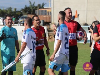 
<a style='margin-left: 5px;' class='btn btn-xs btn-social btn-facebook' href='https://www.facebook.com/sharer/sharer.php?u=https://www.boladovale.com.br/imgs/800-800-90/conteudo/fotos/1576/img4194.jpg' rel='popup' data-width='500' data-height='400'><i class='fa fa-facebook'></i>Compartilhar <span class='hidden-xs'>no Facebook</span>
</a> 
<a class='btn btn-default btn-xs' target='_blank' href='imgs/800-800-90/conteudo/fotos/1576/img4194.jpg'>
<span class='glyphicon glyphicon-cloud-download'></span> Salvar
</a> 
<span></span>