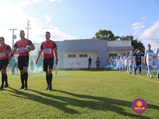 
<a style='margin-left: 5px;' class='btn btn-xs btn-social btn-facebook' href='https://www.facebook.com/sharer/sharer.php?u=https://www.boladovale.com.br/imgs/800-800-90/conteudo/fotos/1576/img4234.jpg' rel='popup' data-width='500' data-height='400'><i class='fa fa-facebook'></i>Compartilhar <span class='hidden-xs'>no Facebook</span>
</a> 
<a class='btn btn-default btn-xs' target='_blank' href='imgs/800-800-90/conteudo/fotos/1576/img4234.jpg'>
<span class='glyphicon glyphicon-cloud-download'></span> Salvar
</a> 
<span></span>