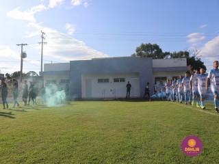 
<a style='margin-left: 5px;' class='btn btn-xs btn-social btn-facebook' href='https://www.facebook.com/sharer/sharer.php?u=https://www.boladovale.com.br/imgs/800-800-90/conteudo/fotos/1576/img4238.jpg' rel='popup' data-width='500' data-height='400'><i class='fa fa-facebook'></i>Compartilhar <span class='hidden-xs'>no Facebook</span>
</a> 
<a class='btn btn-default btn-xs' target='_blank' href='imgs/800-800-90/conteudo/fotos/1576/img4238.jpg'>
<span class='glyphicon glyphicon-cloud-download'></span> Salvar
</a> 
<span></span>