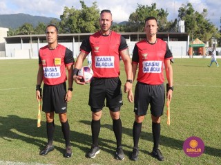 
<a style='margin-left: 5px;' class='btn btn-xs btn-social btn-facebook' href='https://www.facebook.com/sharer/sharer.php?u=https://www.boladovale.com.br/imgs/800-800-90/conteudo/fotos/1576/img4288.jpg' rel='popup' data-width='500' data-height='400'><i class='fa fa-facebook'></i>Compartilhar <span class='hidden-xs'>no Facebook</span>
</a> 
<a class='btn btn-default btn-xs' target='_blank' href='imgs/800-800-90/conteudo/fotos/1576/img4288.jpg'>
<span class='glyphicon glyphicon-cloud-download'></span> Salvar
</a> 
<span></span>