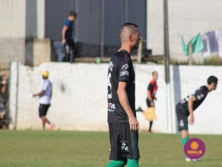 
<a style='margin-left: 5px;' class='btn btn-xs btn-social btn-facebook' href='https://www.facebook.com/sharer/sharer.php?u=https://www.boladovale.com.br/imgs/800-800-90/conteudo/fotos/1576/img4315.jpg' rel='popup' data-width='500' data-height='400'><i class='fa fa-facebook'></i>Compartilhar <span class='hidden-xs'>no Facebook</span>
</a> 
<a class='btn btn-default btn-xs' target='_blank' href='imgs/800-800-90/conteudo/fotos/1576/img4315.jpg'>
<span class='glyphicon glyphicon-cloud-download'></span> Salvar
</a> 
<span></span>