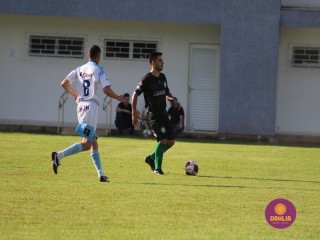 
<a style='margin-left: 5px;' class='btn btn-xs btn-social btn-facebook' href='https://www.facebook.com/sharer/sharer.php?u=https://www.boladovale.com.br/imgs/800-800-90/conteudo/fotos/1576/img4385.jpg' rel='popup' data-width='500' data-height='400'><i class='fa fa-facebook'></i>Compartilhar <span class='hidden-xs'>no Facebook</span>
</a> 
<a class='btn btn-default btn-xs' target='_blank' href='imgs/800-800-90/conteudo/fotos/1576/img4385.jpg'>
<span class='glyphicon glyphicon-cloud-download'></span> Salvar
</a> 
<span></span>