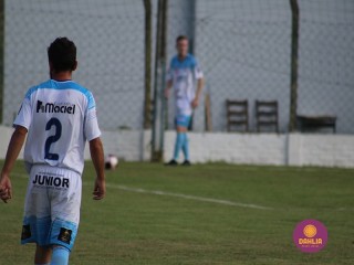 
<a style='margin-left: 5px;' class='btn btn-xs btn-social btn-facebook' href='https://www.facebook.com/sharer/sharer.php?u=https://www.boladovale.com.br/imgs/800-800-90/conteudo/fotos/1576/img4459.jpg' rel='popup' data-width='500' data-height='400'><i class='fa fa-facebook'></i>Compartilhar <span class='hidden-xs'>no Facebook</span>
</a> 
<a class='btn btn-default btn-xs' target='_blank' href='imgs/800-800-90/conteudo/fotos/1576/img4459.jpg'>
<span class='glyphicon glyphicon-cloud-download'></span> Salvar
</a> 
<span></span>