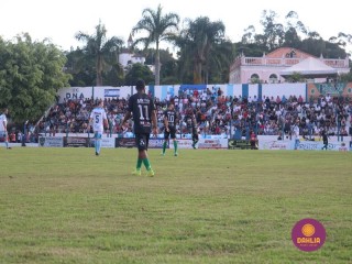 
<a style='margin-left: 5px;' class='btn btn-xs btn-social btn-facebook' href='https://www.facebook.com/sharer/sharer.php?u=https://www.boladovale.com.br/imgs/800-800-90/conteudo/fotos/1576/img4520.jpg' rel='popup' data-width='500' data-height='400'><i class='fa fa-facebook'></i>Compartilhar <span class='hidden-xs'>no Facebook</span>
</a> 
<a class='btn btn-default btn-xs' target='_blank' href='imgs/800-800-90/conteudo/fotos/1576/img4520.jpg'>
<span class='glyphicon glyphicon-cloud-download'></span> Salvar
</a> 
<span></span>