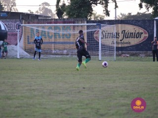 
<a style='margin-left: 5px;' class='btn btn-xs btn-social btn-facebook' href='https://www.facebook.com/sharer/sharer.php?u=https://www.boladovale.com.br/imgs/800-800-90/conteudo/fotos/1576/img4674.jpg' rel='popup' data-width='500' data-height='400'><i class='fa fa-facebook'></i>Compartilhar <span class='hidden-xs'>no Facebook</span>
</a> 
<a class='btn btn-default btn-xs' target='_blank' href='imgs/800-800-90/conteudo/fotos/1576/img4674.jpg'>
<span class='glyphicon glyphicon-cloud-download'></span> Salvar
</a> 
<span></span>