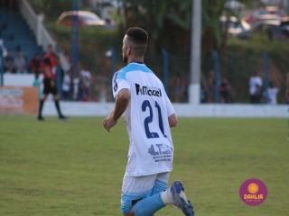 
<a style='margin-left: 5px;' class='btn btn-xs btn-social btn-facebook' href='https://www.facebook.com/sharer/sharer.php?u=https://www.boladovale.com.br/imgs/800-800-90/conteudo/fotos/1576/img4683.jpg' rel='popup' data-width='500' data-height='400'><i class='fa fa-facebook'></i>Compartilhar <span class='hidden-xs'>no Facebook</span>
</a> 
<a class='btn btn-default btn-xs' target='_blank' href='imgs/800-800-90/conteudo/fotos/1576/img4683.jpg'>
<span class='glyphicon glyphicon-cloud-download'></span> Salvar
</a> 
<span></span>