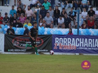 
<a style='margin-left: 5px;' class='btn btn-xs btn-social btn-facebook' href='https://www.facebook.com/sharer/sharer.php?u=https://www.boladovale.com.br/imgs/800-800-90/conteudo/fotos/1576/img4686.jpg' rel='popup' data-width='500' data-height='400'><i class='fa fa-facebook'></i>Compartilhar <span class='hidden-xs'>no Facebook</span>
</a> 
<a class='btn btn-default btn-xs' target='_blank' href='imgs/800-800-90/conteudo/fotos/1576/img4686.jpg'>
<span class='glyphicon glyphicon-cloud-download'></span> Salvar
</a> 
<span></span>