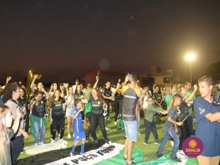 
<a style='margin-left: 5px;' class='btn btn-xs btn-social btn-facebook' href='https://www.facebook.com/sharer/sharer.php?u=https://www.boladovale.com.br/imgs/800-800-90/conteudo/fotos/1577/img4820.jpg' rel='popup' data-width='500' data-height='400'><i class='fa fa-facebook'></i>Compartilhar <span class='hidden-xs'>no Facebook</span>
</a> 
<a class='btn btn-default btn-xs' target='_blank' href='imgs/800-800-90/conteudo/fotos/1577/img4820.jpg'>
<span class='glyphicon glyphicon-cloud-download'></span> Salvar
</a> 
<span></span>
