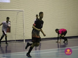 
<a style='margin-left: 5px;' class='btn btn-xs btn-social btn-facebook' href='https://www.facebook.com/sharer/sharer.php?u=https://www.boladovale.com.br/imgs/800-800-90/conteudo/fotos/1578/img5002.jpg' rel='popup' data-width='500' data-height='400'><i class='fa fa-facebook'></i>Compartilhar <span class='hidden-xs'>no Facebook</span>
</a> 
<a class='btn btn-default btn-xs' target='_blank' href='imgs/800-800-90/conteudo/fotos/1578/img5002.jpg'>
<span class='glyphicon glyphicon-cloud-download'></span> Salvar
</a> 
<span></span>