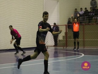 
<a style='margin-left: 5px;' class='btn btn-xs btn-social btn-facebook' href='https://www.facebook.com/sharer/sharer.php?u=https://www.boladovale.com.br/imgs/800-800-90/conteudo/fotos/1578/img5003.jpg' rel='popup' data-width='500' data-height='400'><i class='fa fa-facebook'></i>Compartilhar <span class='hidden-xs'>no Facebook</span>
</a> 
<a class='btn btn-default btn-xs' target='_blank' href='imgs/800-800-90/conteudo/fotos/1578/img5003.jpg'>
<span class='glyphicon glyphicon-cloud-download'></span> Salvar
</a> 
<span></span>