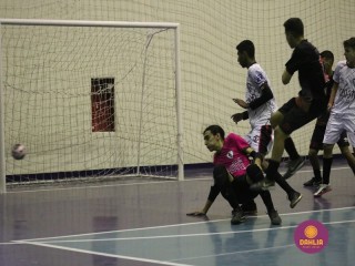
<a style='margin-left: 5px;' class='btn btn-xs btn-social btn-facebook' href='https://www.facebook.com/sharer/sharer.php?u=https://www.boladovale.com.br/imgs/800-800-90/conteudo/fotos/1578/img5056.jpg' rel='popup' data-width='500' data-height='400'><i class='fa fa-facebook'></i>Compartilhar <span class='hidden-xs'>no Facebook</span>
</a> 
<a class='btn btn-default btn-xs' target='_blank' href='imgs/800-800-90/conteudo/fotos/1578/img5056.jpg'>
<span class='glyphicon glyphicon-cloud-download'></span> Salvar
</a> 
<span></span>