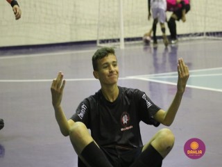 
<a style='margin-left: 5px;' class='btn btn-xs btn-social btn-facebook' href='https://www.facebook.com/sharer/sharer.php?u=https://www.boladovale.com.br/imgs/800-800-90/conteudo/fotos/1578/img5078.jpg' rel='popup' data-width='500' data-height='400'><i class='fa fa-facebook'></i>Compartilhar <span class='hidden-xs'>no Facebook</span>
</a> 
<a class='btn btn-default btn-xs' target='_blank' href='imgs/800-800-90/conteudo/fotos/1578/img5078.jpg'>
<span class='glyphicon glyphicon-cloud-download'></span> Salvar
</a> 
<span></span>