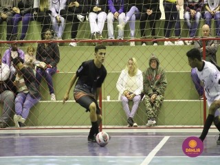 
<a style='margin-left: 5px;' class='btn btn-xs btn-social btn-facebook' href='https://www.facebook.com/sharer/sharer.php?u=https://www.boladovale.com.br/imgs/800-800-90/conteudo/fotos/1578/img5118.jpg' rel='popup' data-width='500' data-height='400'><i class='fa fa-facebook'></i>Compartilhar <span class='hidden-xs'>no Facebook</span>
</a> 
<a class='btn btn-default btn-xs' target='_blank' href='imgs/800-800-90/conteudo/fotos/1578/img5118.jpg'>
<span class='glyphicon glyphicon-cloud-download'></span> Salvar
</a> 
<span></span>