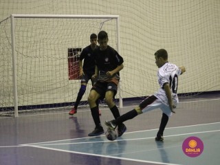 
<a style='margin-left: 5px;' class='btn btn-xs btn-social btn-facebook' href='https://www.facebook.com/sharer/sharer.php?u=https://www.boladovale.com.br/imgs/800-800-90/conteudo/fotos/1578/img5137.jpg' rel='popup' data-width='500' data-height='400'><i class='fa fa-facebook'></i>Compartilhar <span class='hidden-xs'>no Facebook</span>
</a> 
<a class='btn btn-default btn-xs' target='_blank' href='imgs/800-800-90/conteudo/fotos/1578/img5137.jpg'>
<span class='glyphicon glyphicon-cloud-download'></span> Salvar
</a> 
<span></span>