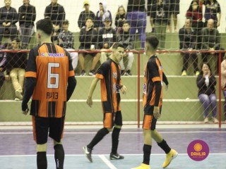 
<a style='margin-left: 5px;' class='btn btn-xs btn-social btn-facebook' href='https://www.facebook.com/sharer/sharer.php?u=https://www.boladovale.com.br/imgs/800-800-90/conteudo/fotos/1579/img5211.jpg' rel='popup' data-width='500' data-height='400'><i class='fa fa-facebook'></i>Compartilhar <span class='hidden-xs'>no Facebook</span>
</a> 
<a class='btn btn-default btn-xs' target='_blank' href='imgs/800-800-90/conteudo/fotos/1579/img5211.jpg'>
<span class='glyphicon glyphicon-cloud-download'></span> Salvar
</a> 
<span></span>
