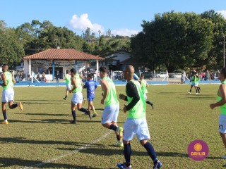 
<a style='margin-left: 5px;' class='btn btn-xs btn-social btn-facebook' href='https://www.facebook.com/sharer/sharer.php?u=https://www.boladovale.com.br/imgs/800-800-90/conteudo/fotos/1580/img8470.jpg' rel='popup' data-width='500' data-height='400'><i class='fa fa-facebook'></i>Compartilhar <span class='hidden-xs'>no Facebook</span>
</a> 
<a class='btn btn-default btn-xs' target='_blank' href='imgs/800-800-90/conteudo/fotos/1580/img8470.jpg'>
<span class='glyphicon glyphicon-cloud-download'></span> Salvar
</a> 
<span></span>