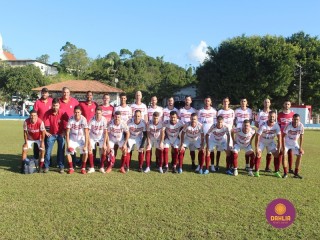 
<a style='margin-left: 5px;' class='btn btn-xs btn-social btn-facebook' href='https://www.facebook.com/sharer/sharer.php?u=https://www.boladovale.com.br/imgs/800-800-90/conteudo/fotos/1580/img8499.jpg' rel='popup' data-width='500' data-height='400'><i class='fa fa-facebook'></i>Compartilhar <span class='hidden-xs'>no Facebook</span>
</a> 
<a class='btn btn-default btn-xs' target='_blank' href='imgs/800-800-90/conteudo/fotos/1580/img8499.jpg'>
<span class='glyphicon glyphicon-cloud-download'></span> Salvar
</a> 
<span></span>