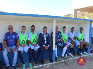 
<a style='margin-left: 5px;' class='btn btn-xs btn-social btn-facebook' href='https://www.facebook.com/sharer/sharer.php?u=https://www.boladovale.com.br/imgs/800-800-90/conteudo/fotos/1580/img8518.jpg' rel='popup' data-width='500' data-height='400'><i class='fa fa-facebook'></i>Compartilhar <span class='hidden-xs'>no Facebook</span>
</a> 
<a class='btn btn-default btn-xs' target='_blank' href='imgs/800-800-90/conteudo/fotos/1580/img8518.jpg'>
<span class='glyphicon glyphicon-cloud-download'></span> Salvar
</a> 
<span></span>