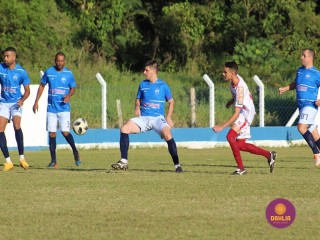 
<a style='margin-left: 5px;' class='btn btn-xs btn-social btn-facebook' href='https://www.facebook.com/sharer/sharer.php?u=https://www.boladovale.com.br/imgs/800-800-90/conteudo/fotos/1580/img8536.jpg' rel='popup' data-width='500' data-height='400'><i class='fa fa-facebook'></i>Compartilhar <span class='hidden-xs'>no Facebook</span>
</a> 
<a class='btn btn-default btn-xs' target='_blank' href='imgs/800-800-90/conteudo/fotos/1580/img8536.jpg'>
<span class='glyphicon glyphicon-cloud-download'></span> Salvar
</a> 
<span></span>