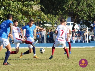 
<a style='margin-left: 5px;' class='btn btn-xs btn-social btn-facebook' href='https://www.facebook.com/sharer/sharer.php?u=https://www.boladovale.com.br/imgs/800-800-90/conteudo/fotos/1580/img8537.jpg' rel='popup' data-width='500' data-height='400'><i class='fa fa-facebook'></i>Compartilhar <span class='hidden-xs'>no Facebook</span>
</a> 
<a class='btn btn-default btn-xs' target='_blank' href='imgs/800-800-90/conteudo/fotos/1580/img8537.jpg'>
<span class='glyphicon glyphicon-cloud-download'></span> Salvar
</a> 
<span></span>
