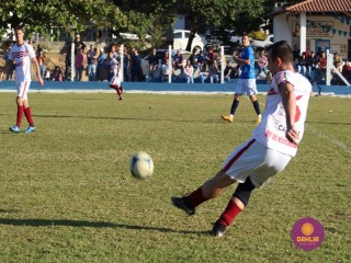 
<a style='margin-left: 5px;' class='btn btn-xs btn-social btn-facebook' href='https://www.facebook.com/sharer/sharer.php?u=https://www.boladovale.com.br/imgs/800-800-90/conteudo/fotos/1580/img8553.jpg' rel='popup' data-width='500' data-height='400'><i class='fa fa-facebook'></i>Compartilhar <span class='hidden-xs'>no Facebook</span>
</a> 
<a class='btn btn-default btn-xs' target='_blank' href='imgs/800-800-90/conteudo/fotos/1580/img8553.jpg'>
<span class='glyphicon glyphicon-cloud-download'></span> Salvar
</a> 
<span></span>