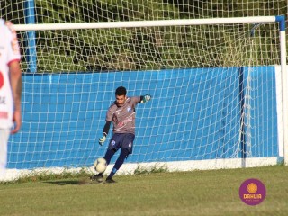 
<a style='margin-left: 5px;' class='btn btn-xs btn-social btn-facebook' href='https://www.facebook.com/sharer/sharer.php?u=https://www.boladovale.com.br/imgs/800-800-90/conteudo/fotos/1580/img8554.jpg' rel='popup' data-width='500' data-height='400'><i class='fa fa-facebook'></i>Compartilhar <span class='hidden-xs'>no Facebook</span>
</a> 
<a class='btn btn-default btn-xs' target='_blank' href='imgs/800-800-90/conteudo/fotos/1580/img8554.jpg'>
<span class='glyphicon glyphicon-cloud-download'></span> Salvar
</a> 
<span></span>