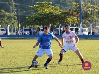 
<a style='margin-left: 5px;' class='btn btn-xs btn-social btn-facebook' href='https://www.facebook.com/sharer/sharer.php?u=https://www.boladovale.com.br/imgs/800-800-90/conteudo/fotos/1580/img8593.jpg' rel='popup' data-width='500' data-height='400'><i class='fa fa-facebook'></i>Compartilhar <span class='hidden-xs'>no Facebook</span>
</a> 
<a class='btn btn-default btn-xs' target='_blank' href='imgs/800-800-90/conteudo/fotos/1580/img8593.jpg'>
<span class='glyphicon glyphicon-cloud-download'></span> Salvar
</a> 
<span></span>