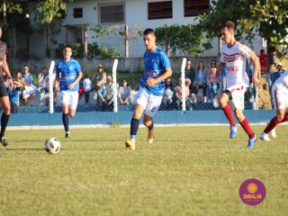 
<a style='margin-left: 5px;' class='btn btn-xs btn-social btn-facebook' href='https://www.facebook.com/sharer/sharer.php?u=https://www.boladovale.com.br/imgs/800-800-90/conteudo/fotos/1580/img8618.jpg' rel='popup' data-width='500' data-height='400'><i class='fa fa-facebook'></i>Compartilhar <span class='hidden-xs'>no Facebook</span>
</a> 
<a class='btn btn-default btn-xs' target='_blank' href='imgs/800-800-90/conteudo/fotos/1580/img8618.jpg'>
<span class='glyphicon glyphicon-cloud-download'></span> Salvar
</a> 
<span></span>
