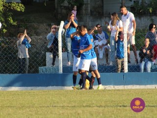 
<a style='margin-left: 5px;' class='btn btn-xs btn-social btn-facebook' href='https://www.facebook.com/sharer/sharer.php?u=https://www.boladovale.com.br/imgs/800-800-90/conteudo/fotos/1580/img8648.jpg' rel='popup' data-width='500' data-height='400'><i class='fa fa-facebook'></i>Compartilhar <span class='hidden-xs'>no Facebook</span>
</a> 
<a class='btn btn-default btn-xs' target='_blank' href='imgs/800-800-90/conteudo/fotos/1580/img8648.jpg'>
<span class='glyphicon glyphicon-cloud-download'></span> Salvar
</a> 
<span></span>
