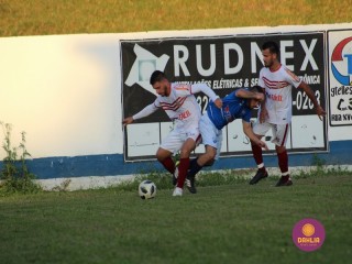 
<a style='margin-left: 5px;' class='btn btn-xs btn-social btn-facebook' href='https://www.facebook.com/sharer/sharer.php?u=https://www.boladovale.com.br/imgs/800-800-90/conteudo/fotos/1580/img8658.jpg' rel='popup' data-width='500' data-height='400'><i class='fa fa-facebook'></i>Compartilhar <span class='hidden-xs'>no Facebook</span>
</a> 
<a class='btn btn-default btn-xs' target='_blank' href='imgs/800-800-90/conteudo/fotos/1580/img8658.jpg'>
<span class='glyphicon glyphicon-cloud-download'></span> Salvar
</a> 
<span></span>