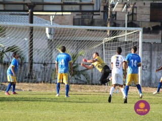 
<a style='margin-left: 5px;' class='btn btn-xs btn-social btn-facebook' href='https://www.facebook.com/sharer/sharer.php?u=https://www.boladovale.com.br/imgs/800-800-90/conteudo/fotos/1581/img8798.jpg' rel='popup' data-width='500' data-height='400'><i class='fa fa-facebook'></i>Compartilhar <span class='hidden-xs'>no Facebook</span>
</a> 
<a class='btn btn-default btn-xs' target='_blank' href='imgs/800-800-90/conteudo/fotos/1581/img8798.jpg'>
<span class='glyphicon glyphicon-cloud-download'></span> Salvar
</a> 
<span></span>