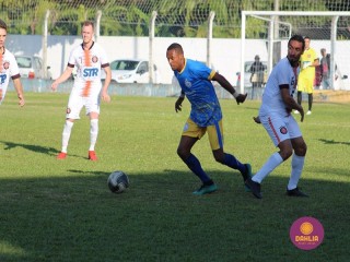 
<a style='margin-left: 5px;' class='btn btn-xs btn-social btn-facebook' href='https://www.facebook.com/sharer/sharer.php?u=https://www.boladovale.com.br/imgs/800-800-90/conteudo/fotos/1581/img8809.jpg' rel='popup' data-width='500' data-height='400'><i class='fa fa-facebook'></i>Compartilhar <span class='hidden-xs'>no Facebook</span>
</a> 
<a class='btn btn-default btn-xs' target='_blank' href='imgs/800-800-90/conteudo/fotos/1581/img8809.jpg'>
<span class='glyphicon glyphicon-cloud-download'></span> Salvar
</a> 
<span></span>