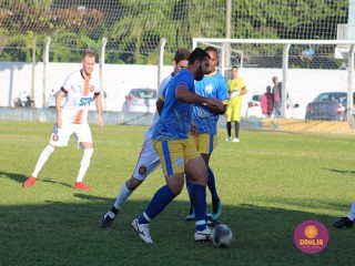 
<a style='margin-left: 5px;' class='btn btn-xs btn-social btn-facebook' href='https://www.facebook.com/sharer/sharer.php?u=https://www.boladovale.com.br/imgs/800-800-90/conteudo/fotos/1581/img8810.jpg' rel='popup' data-width='500' data-height='400'><i class='fa fa-facebook'></i>Compartilhar <span class='hidden-xs'>no Facebook</span>
</a> 
<a class='btn btn-default btn-xs' target='_blank' href='imgs/800-800-90/conteudo/fotos/1581/img8810.jpg'>
<span class='glyphicon glyphicon-cloud-download'></span> Salvar
</a> 
<span></span>