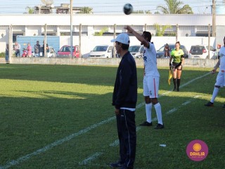 
<a style='margin-left: 5px;' class='btn btn-xs btn-social btn-facebook' href='https://www.facebook.com/sharer/sharer.php?u=https://www.boladovale.com.br/imgs/800-800-90/conteudo/fotos/1581/img8847.jpg' rel='popup' data-width='500' data-height='400'><i class='fa fa-facebook'></i>Compartilhar <span class='hidden-xs'>no Facebook</span>
</a> 
<a class='btn btn-default btn-xs' target='_blank' href='imgs/800-800-90/conteudo/fotos/1581/img8847.jpg'>
<span class='glyphicon glyphicon-cloud-download'></span> Salvar
</a> 
<span></span>