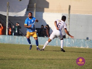 
<a style='margin-left: 5px;' class='btn btn-xs btn-social btn-facebook' href='https://www.facebook.com/sharer/sharer.php?u=https://www.boladovale.com.br/imgs/800-800-90/conteudo/fotos/1581/img8871.jpg' rel='popup' data-width='500' data-height='400'><i class='fa fa-facebook'></i>Compartilhar <span class='hidden-xs'>no Facebook</span>
</a> 
<a class='btn btn-default btn-xs' target='_blank' href='imgs/800-800-90/conteudo/fotos/1581/img8871.jpg'>
<span class='glyphicon glyphicon-cloud-download'></span> Salvar
</a> 
<span></span>