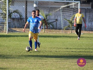 
<a style='margin-left: 5px;' class='btn btn-xs btn-social btn-facebook' href='https://www.facebook.com/sharer/sharer.php?u=https://www.boladovale.com.br/imgs/800-800-90/conteudo/fotos/1581/img8880.jpg' rel='popup' data-width='500' data-height='400'><i class='fa fa-facebook'></i>Compartilhar <span class='hidden-xs'>no Facebook</span>
</a> 
<a class='btn btn-default btn-xs' target='_blank' href='imgs/800-800-90/conteudo/fotos/1581/img8880.jpg'>
<span class='glyphicon glyphicon-cloud-download'></span> Salvar
</a> 
<span></span>