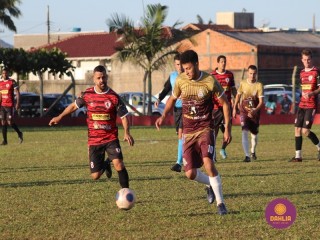 
<a style='margin-left: 5px;' class='btn btn-xs btn-social btn-facebook' href='https://www.facebook.com/sharer/sharer.php?u=https://www.boladovale.com.br/imgs/800-800-90/conteudo/fotos/1582/img5571.jpg' rel='popup' data-width='500' data-height='400'><i class='fa fa-facebook'></i>Compartilhar <span class='hidden-xs'>no Facebook</span>
</a> 
<a class='btn btn-default btn-xs' target='_blank' href='imgs/800-800-90/conteudo/fotos/1582/img5571.jpg'>
<span class='glyphicon glyphicon-cloud-download'></span> Salvar
</a> 
<span></span>