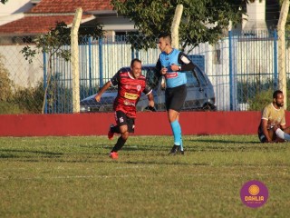 
<a style='margin-left: 5px;' class='btn btn-xs btn-social btn-facebook' href='https://www.facebook.com/sharer/sharer.php?u=https://www.boladovale.com.br/imgs/800-800-90/conteudo/fotos/1582/img5584.jpg' rel='popup' data-width='500' data-height='400'><i class='fa fa-facebook'></i>Compartilhar <span class='hidden-xs'>no Facebook</span>
</a> 
<a class='btn btn-default btn-xs' target='_blank' href='imgs/800-800-90/conteudo/fotos/1582/img5584.jpg'>
<span class='glyphicon glyphicon-cloud-download'></span> Salvar
</a> 
<span></span>