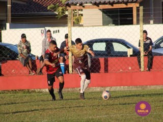 
<a style='margin-left: 5px;' class='btn btn-xs btn-social btn-facebook' href='https://www.facebook.com/sharer/sharer.php?u=https://www.boladovale.com.br/imgs/800-800-90/conteudo/fotos/1582/img5591.jpg' rel='popup' data-width='500' data-height='400'><i class='fa fa-facebook'></i>Compartilhar <span class='hidden-xs'>no Facebook</span>
</a> 
<a class='btn btn-default btn-xs' target='_blank' href='imgs/800-800-90/conteudo/fotos/1582/img5591.jpg'>
<span class='glyphicon glyphicon-cloud-download'></span> Salvar
</a> 
<span></span>