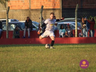 
<a style='margin-left: 5px;' class='btn btn-xs btn-social btn-facebook' href='https://www.facebook.com/sharer/sharer.php?u=https://www.boladovale.com.br/imgs/800-800-90/conteudo/fotos/1582/img5604.jpg' rel='popup' data-width='500' data-height='400'><i class='fa fa-facebook'></i>Compartilhar <span class='hidden-xs'>no Facebook</span>
</a> 
<a class='btn btn-default btn-xs' target='_blank' href='imgs/800-800-90/conteudo/fotos/1582/img5604.jpg'>
<span class='glyphicon glyphicon-cloud-download'></span> Salvar
</a> 
<span></span>