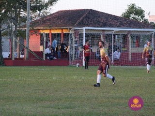 
<a style='margin-left: 5px;' class='btn btn-xs btn-social btn-facebook' href='https://www.facebook.com/sharer/sharer.php?u=https://www.boladovale.com.br/imgs/800-800-90/conteudo/fotos/1582/img5654.jpg' rel='popup' data-width='500' data-height='400'><i class='fa fa-facebook'></i>Compartilhar <span class='hidden-xs'>no Facebook</span>
</a> 
<a class='btn btn-default btn-xs' target='_blank' href='imgs/800-800-90/conteudo/fotos/1582/img5654.jpg'>
<span class='glyphicon glyphicon-cloud-download'></span> Salvar
</a> 
<span></span>