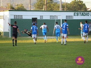 
<a style='margin-left: 5px;' class='btn btn-xs btn-social btn-facebook' href='https://www.facebook.com/sharer/sharer.php?u=https://www.boladovale.com.br/imgs/800-800-90/conteudo/fotos/1583/img8991.jpg' rel='popup' data-width='500' data-height='400'><i class='fa fa-facebook'></i>Compartilhar <span class='hidden-xs'>no Facebook</span>
</a> 
<a class='btn btn-default btn-xs' target='_blank' href='imgs/800-800-90/conteudo/fotos/1583/img8991.jpg'>
<span class='glyphicon glyphicon-cloud-download'></span> Salvar
</a> 
<span></span>