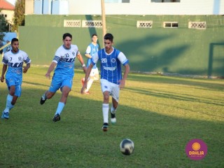 
<a style='margin-left: 5px;' class='btn btn-xs btn-social btn-facebook' href='https://www.facebook.com/sharer/sharer.php?u=https://www.boladovale.com.br/imgs/800-800-90/conteudo/fotos/1583/img9007.jpg' rel='popup' data-width='500' data-height='400'><i class='fa fa-facebook'></i>Compartilhar <span class='hidden-xs'>no Facebook</span>
</a> 
<a class='btn btn-default btn-xs' target='_blank' href='imgs/800-800-90/conteudo/fotos/1583/img9007.jpg'>
<span class='glyphicon glyphicon-cloud-download'></span> Salvar
</a> 
<span></span>